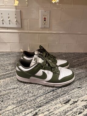 Women’s Nike Dunk Low Olive White DD1503-120 Size 9